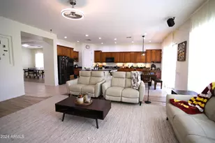 2006 E San Carlos Pl, Chandler, AZ 85249 - Photo 15