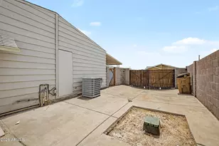 8601 N 103rd Ave, Peoria, AZ 85345 - Photo 31
