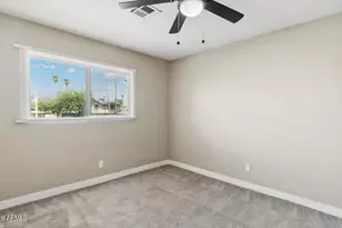 1737 E Manhatton Dr, Tempe, AZ 85282 - Photo 17