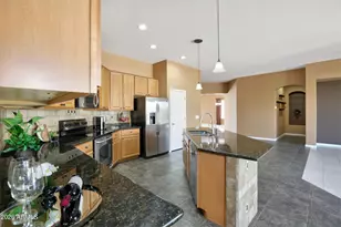 18436 W Banff Ln, Surprise, AZ 85388 - Photo 27