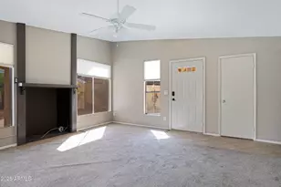 4790 E Navajo St, Phoenix, AZ 85044 - Photo 9