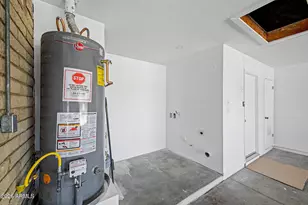 4037 W Hayward Ave, Phoenix, AZ 85051 - Photo 29