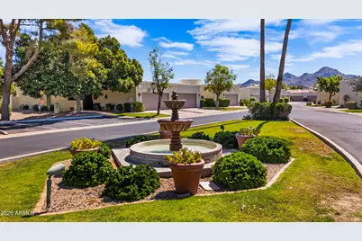 805 E Corte Oro Street, Phoenix, AZ 85020 - Photo 27