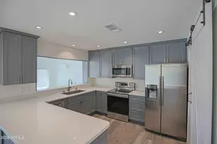 907 W Mesquite St, Chandler, AZ 85225 - Photo 5