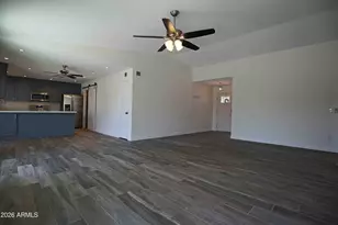 907 W Mesquite St, Chandler, AZ 85225 - Photo 9