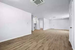 18278 S Frontier Rd, Peeples Valley, AZ 86332 - Photo 11
