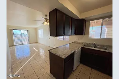 4325 N 21st Drive #Apt 3, Phoenix, AZ 85015 - Photo 11