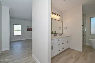 19222 N 29th Pl, Phoenix, AZ 85050 - Photo 25