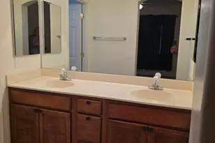 10324 W Grayback Dr, Arizona City, AZ 85123 - Photo 21