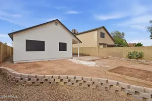 7635 W Ironwood Dr, Peoria, AZ 85345 - Photo 31