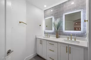 5104 N 32nd St, Phoenix, AZ 85018 - Photo 15