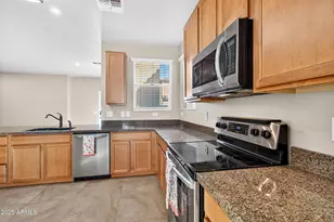 886 S Huish Dr, Gilbert, AZ 85296 - Photo 13