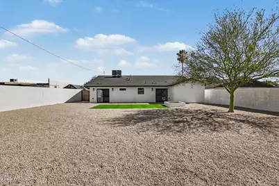 1320 E Winter Drive, Phoenix, AZ 85020 - Photo 35
