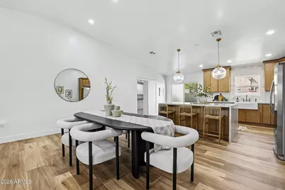 1320 E Winter Drive, Phoenix, AZ 85020 - Photo 11