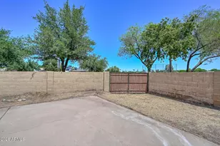 8442 N 48th Dr, Glendale, AZ 85302 - Photo 47