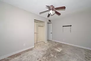 8442 N 48th Dr, Glendale, AZ 85302 - Photo 27