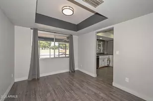 8442 N 48th Dr, Glendale, AZ 85302 - Photo 9