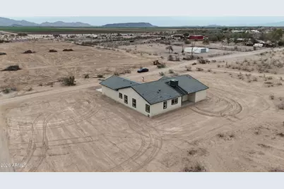 38545 W Montebello Avenue, Tonopah, AZ 85354 - Photo 5