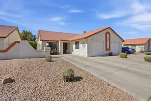 542 S Higley Rd, Mesa, AZ 85206 - Photo 1