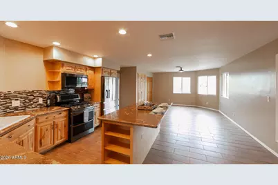 1648 Piccadilly Drive, Sierra Vista, AZ 85635 - Photo 5