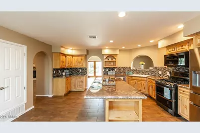 1648 Piccadilly Drive, Sierra Vista, AZ 85635 - Photo 3