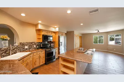 1648 Piccadilly Drive, Sierra Vista, AZ 85635 - Photo 9