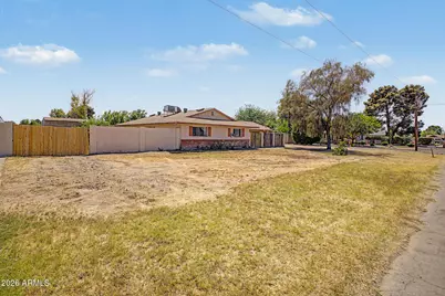 4611 W Monte Cristo Avenue, Glendale, AZ 85306 - Photo 5