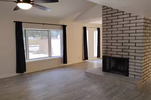8504 N 50th Dr, Glendale, AZ 85302 - Photo 11