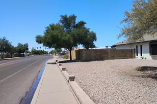 8504 N 50th Dr, Glendale, AZ 85302 - Photo 5
