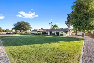 914 N Constellation Way, Gilbert, AZ 85234 - Photo 3