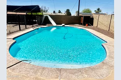 206 W 5th Avenue W, Buckeye, AZ 85326 - Photo 3