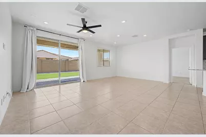 19905 W Devonshire Avenue, Litchfield Park, AZ 85340 - Photo 5