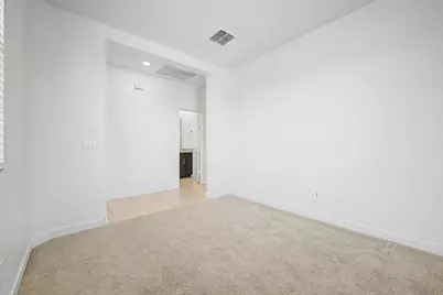 19905 W Devonshire Avenue, Litchfield Park, AZ 85340 - Photo 13