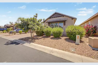 19905 W Devonshire Avenue, Litchfield Park, AZ 85340 - Photo 3