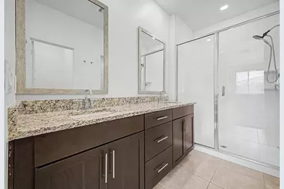 19905 W Devonshire Avenue, Litchfield Park, AZ 85340 - Photo 17