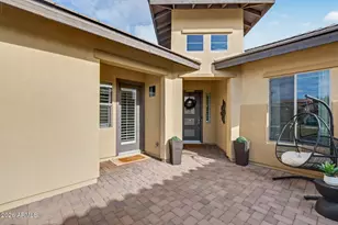 9545 W Park View Ln, Peoria, AZ 85383 - Photo 9