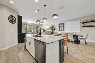 2053 W Lonesome Trl, Phoenix, AZ 85085 - Photo 9