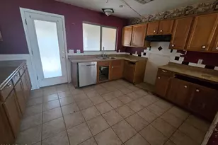 833 E Pima Ave, Apache Junction, AZ 85119 - Photo 5
