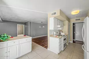 13239 W Shadow Hills Dr, Sun City West, AZ 85375 - Photo 9