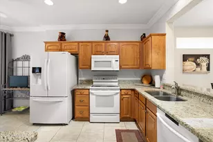 16518 W Lone Tree Ct, Surprise, AZ 85374 - Photo 17