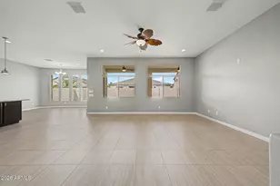 112 E Cres Pl, Chandler, AZ 85249 - Photo 5