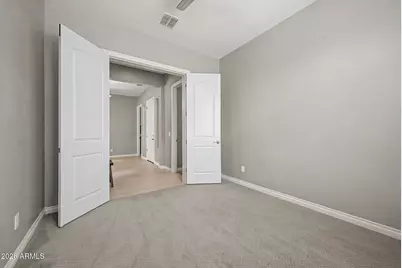 112 E Crescent Place, Chandler, AZ 85249 - Photo 33