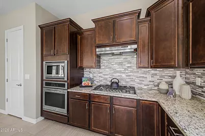 112 E Crescent Place, Chandler, AZ 85249 - Photo 11