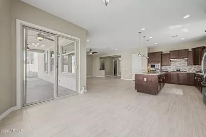 112 E Crescent Place, Chandler, AZ 85249 - Photo 9