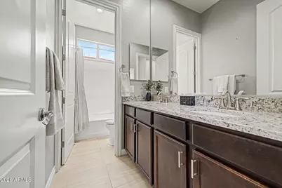 112 E Crescent Place, Chandler, AZ 85249 - Photo 25
