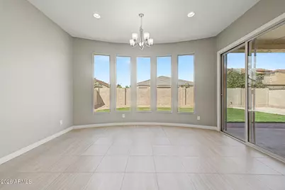 112 E Crescent Place, Chandler, AZ 85249 - Photo 7