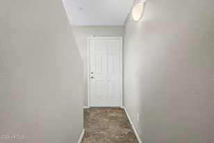 900 S 94th St, Chandler, AZ 85224 - Photo 9