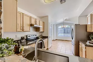 5770 W Seldon Ln, Glendale, AZ 85302 - Photo 7