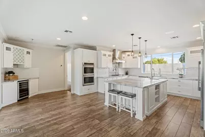 3401 N 34th Place, Phoenix, AZ 85018 - Photo 9