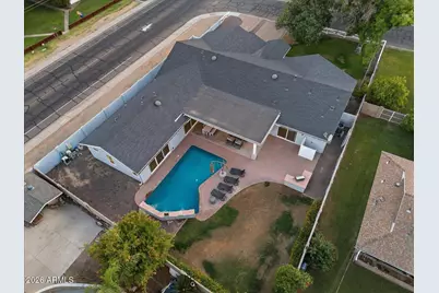 3401 N 34th Place, Phoenix, AZ 85018 - Photo 37